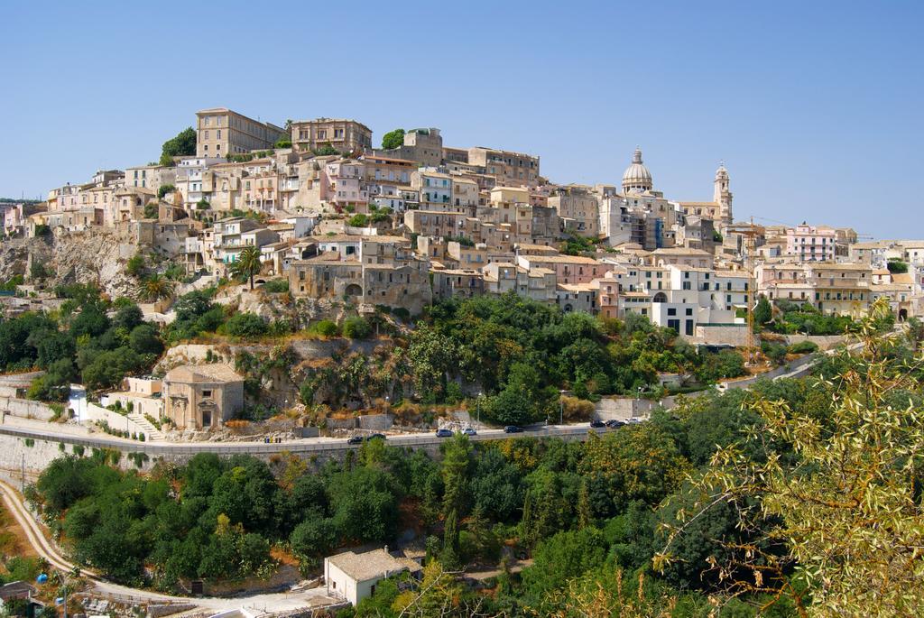 Bed and Breakfast Giumbabulla Luxury House Ragusa Exterior foto