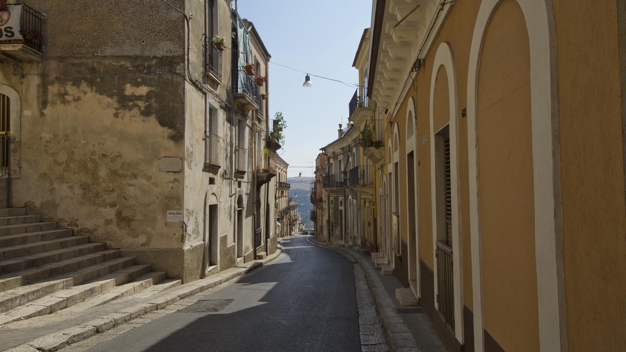 Bed and Breakfast Giumbabulla Luxury House Ragusa Exterior foto